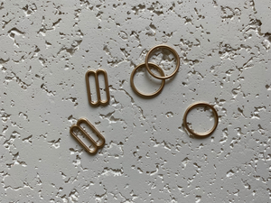 hook and eye used to create perfect bra size